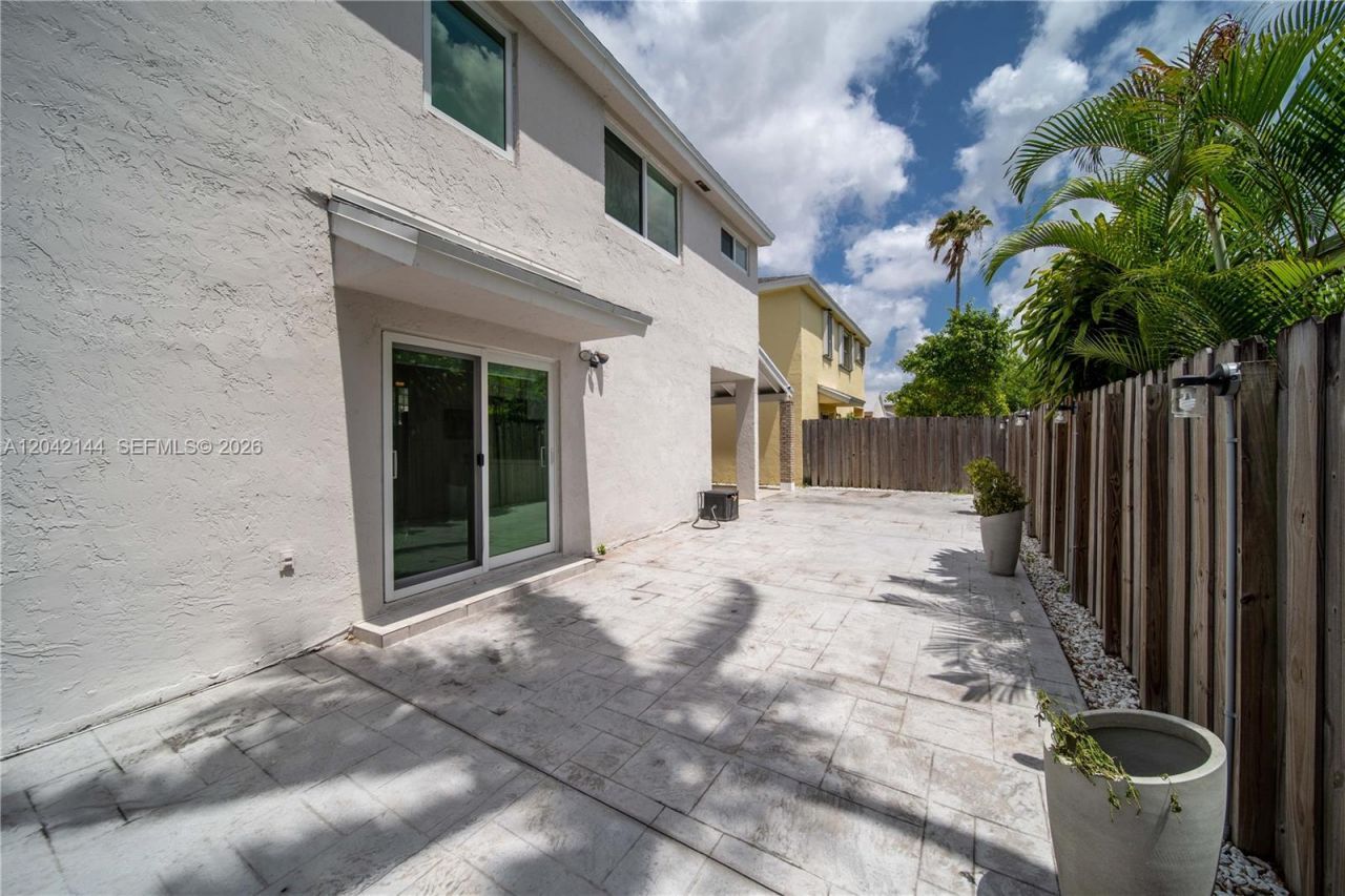 11855 SW 102nd St , Miami, FL 33186 Photo