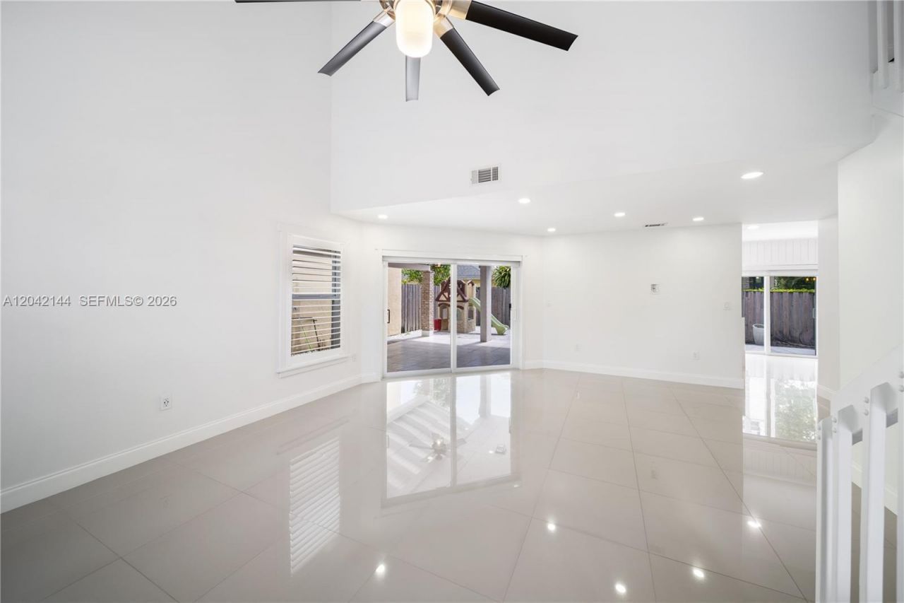 11855 SW 102nd St , Miami, FL 33186 Photo
