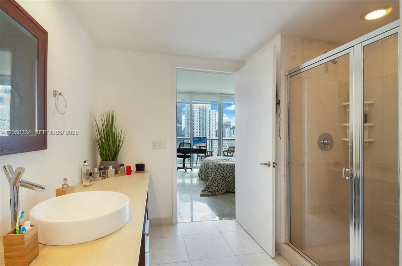 495 Brickell Ave , Unit 3803, Miami, FL 33131 Photo