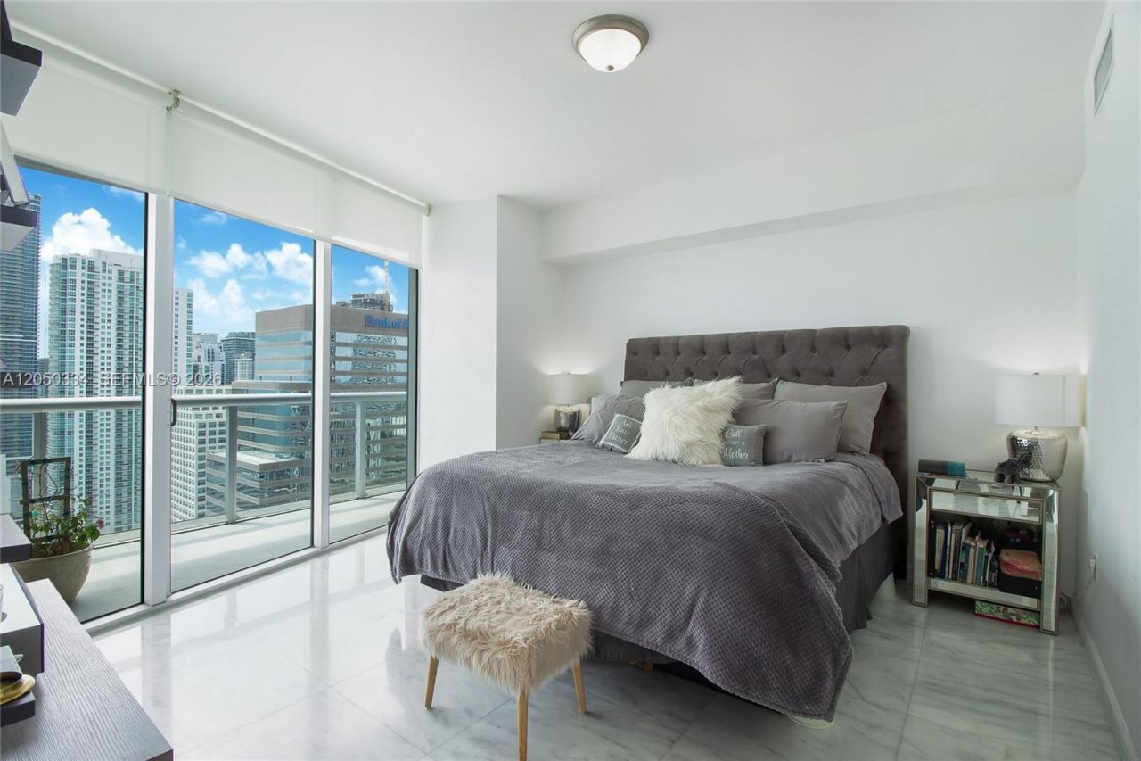 495 Brickell Ave , Unit 3803, Miami, FL 33131 Photo