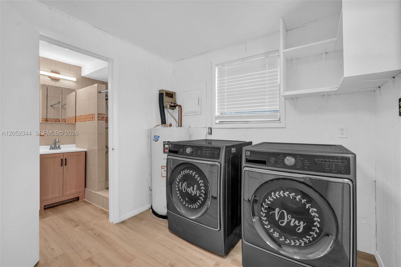 5096 SW 28th Ter , Fort Lauderdale, FL 33312 Photo