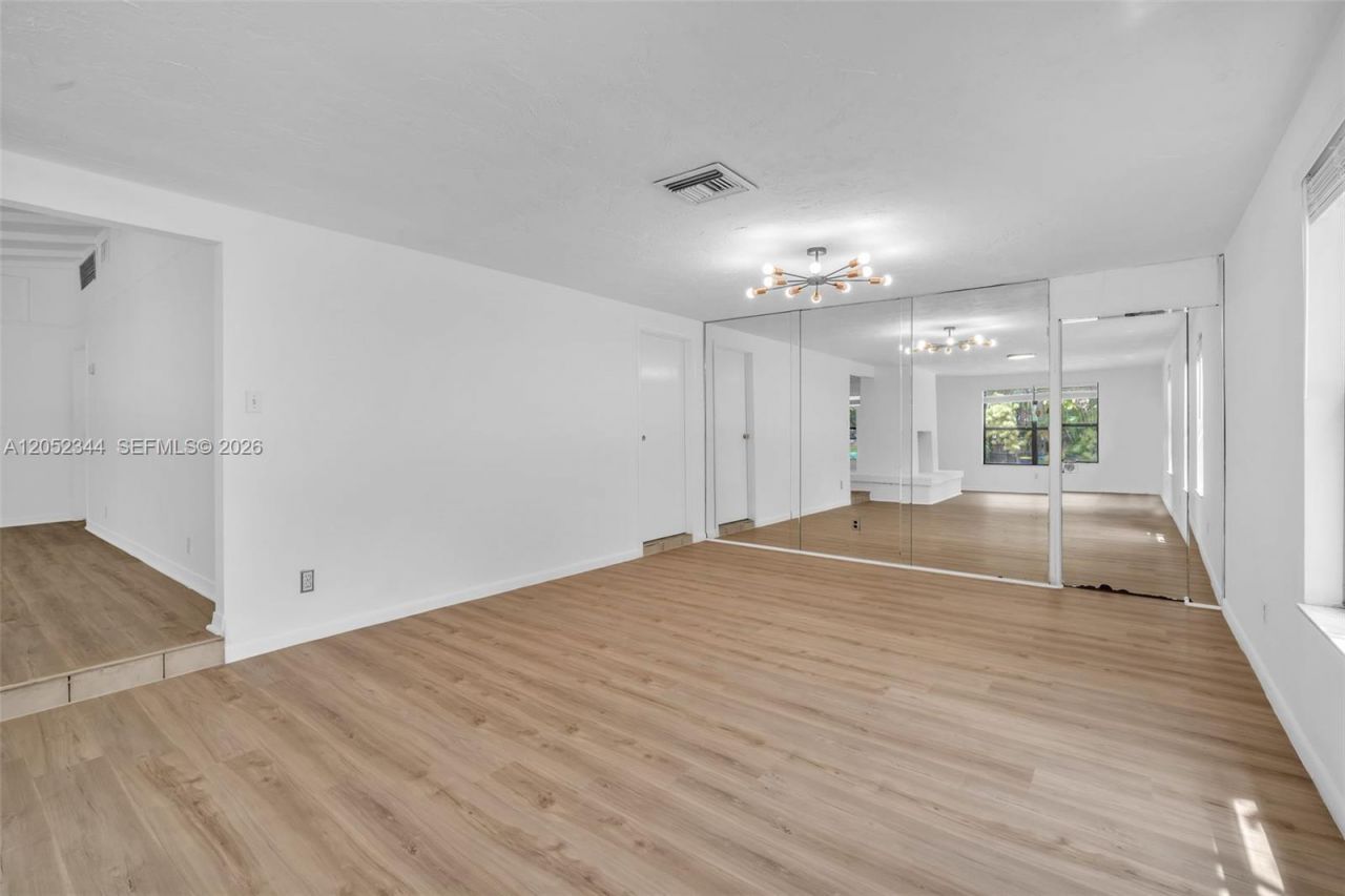 5096 SW 28th Ter , Fort Lauderdale, FL 33312 Photo