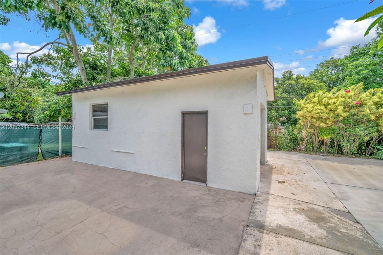 5096 SW 28th Ter , Fort Lauderdale, FL 33312 Photo