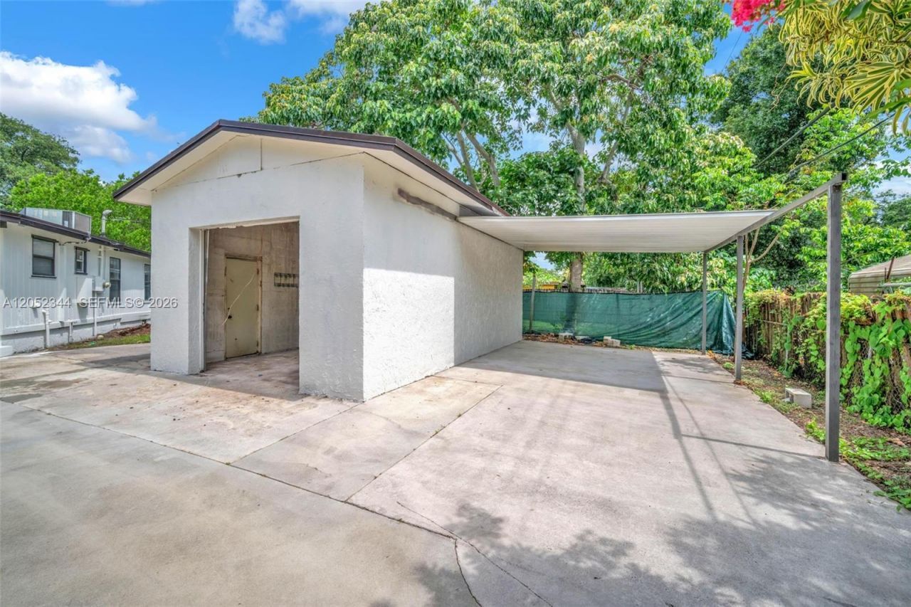 5096 SW 28th Ter , Fort Lauderdale, FL 33312 Photo