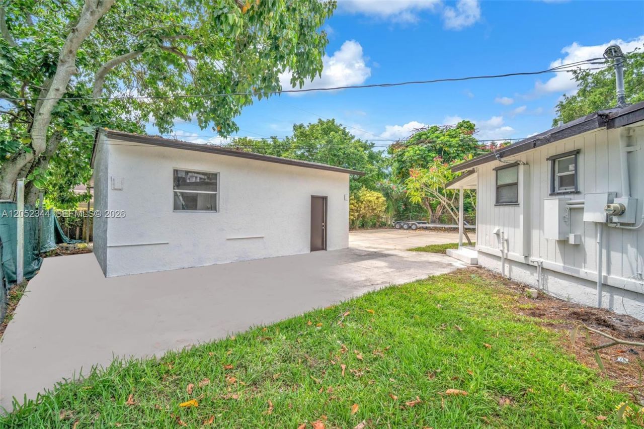5096 SW 28th Ter , Fort Lauderdale, FL 33312 Photo