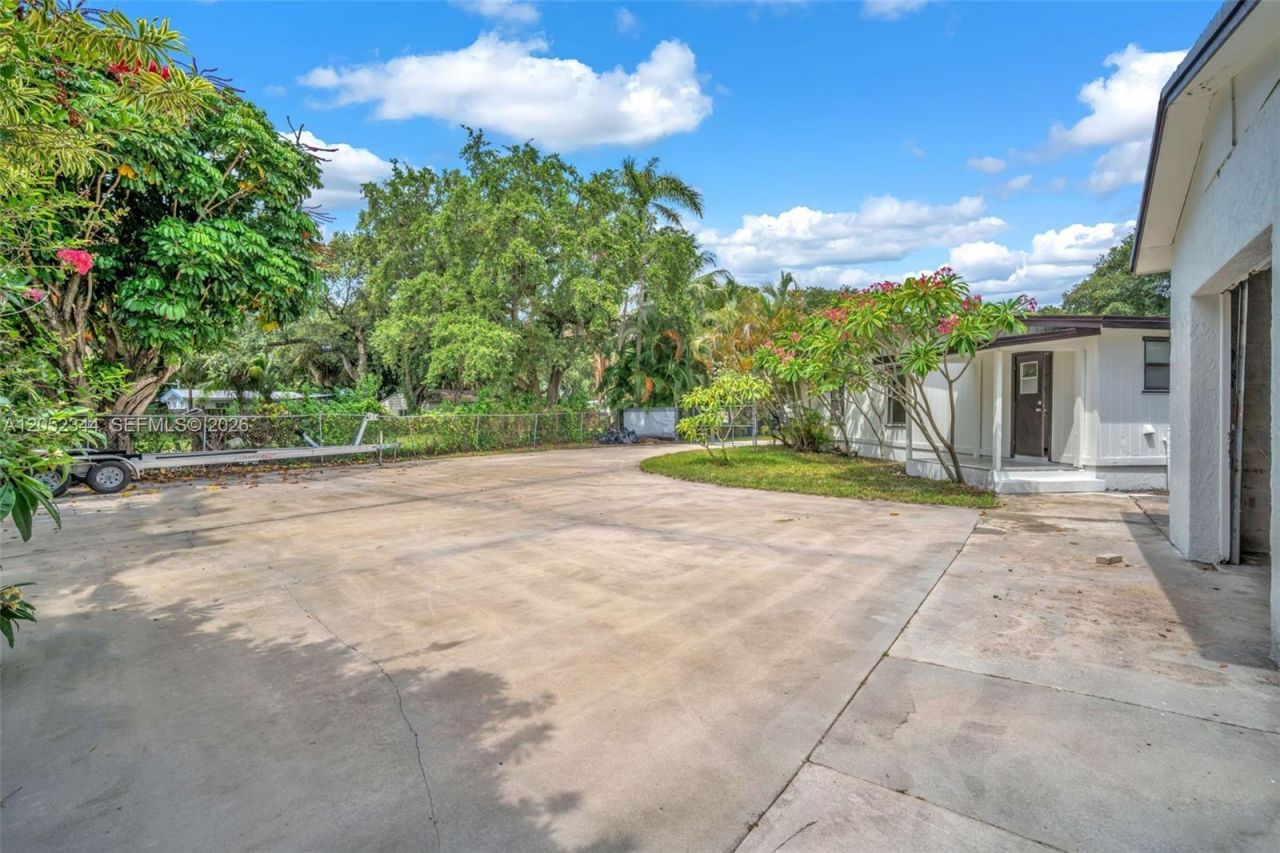 5096 SW 28th Ter , Fort Lauderdale, FL 33312 Photo