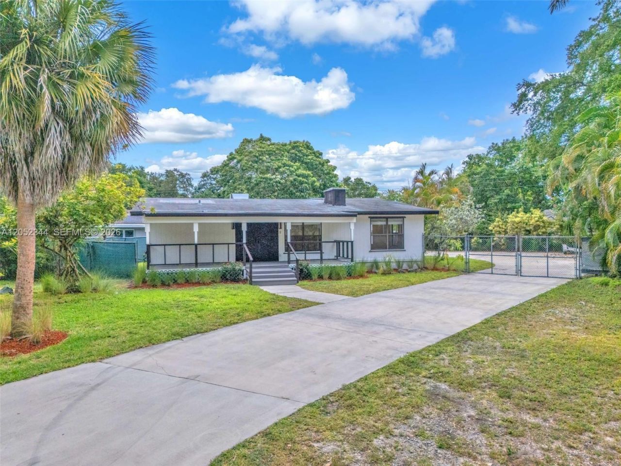 5096 SW 28th Ter , Fort Lauderdale, FL 33312 Photo
