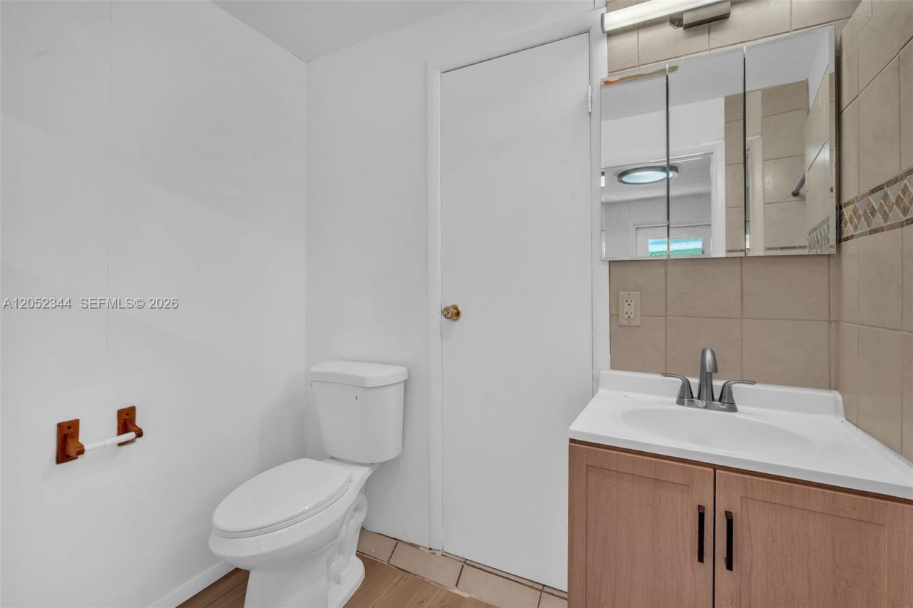 5096 SW 28th Ter , Fort Lauderdale, FL 33312 Photo