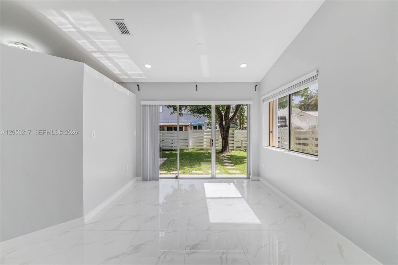 13765 SW 145th St , Miami, FL 33186 Photo