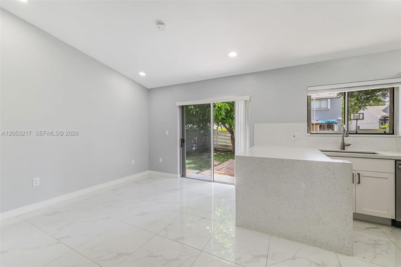 13765 SW 145th St , Miami, FL 33186 Photo