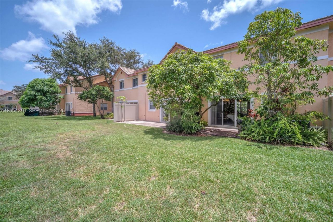 2282 SW 87th Ter , Miramar, FL 33025 Photo