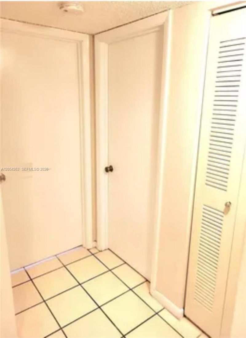 5765 W 25th Ct , Unit 211, Hialeah, FL 33016 Photo