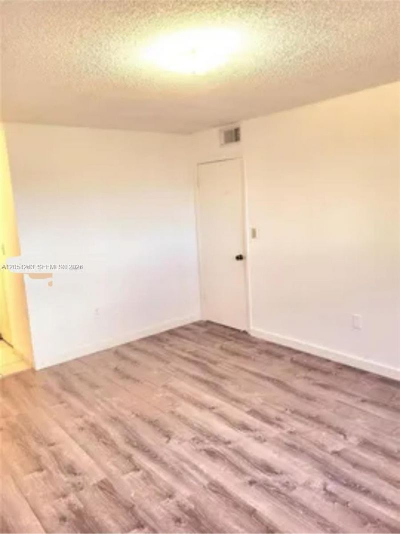 5765 W 25th Ct , Unit 211, Hialeah, FL 33016 Photo