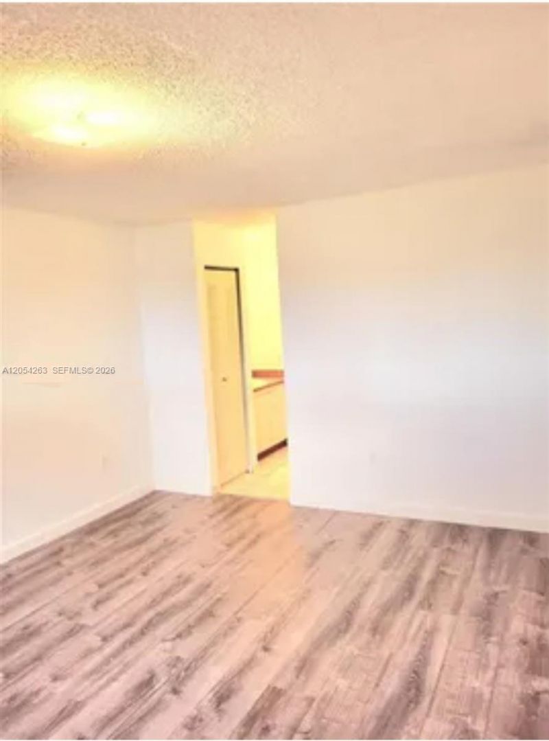 5765 W 25th Ct , Unit 211, Hialeah, FL 33016 Photo