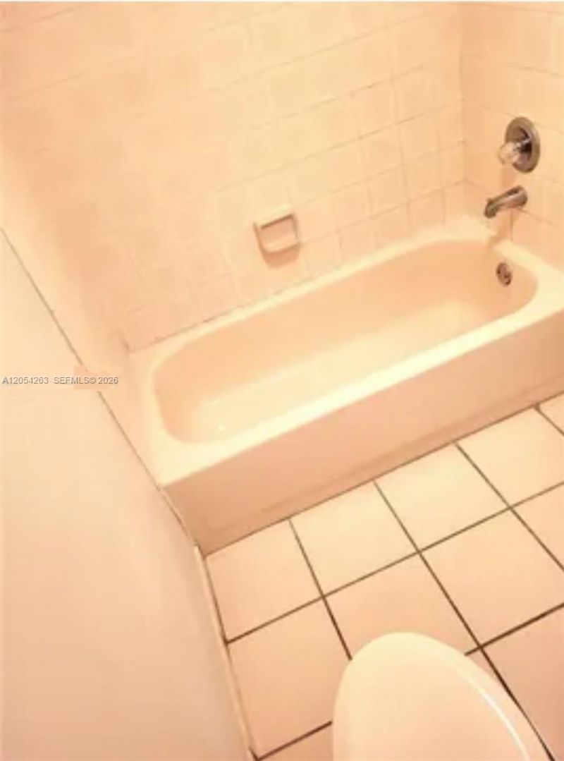 5765 W 25th Ct , Unit 211, Hialeah, FL 33016 Photo