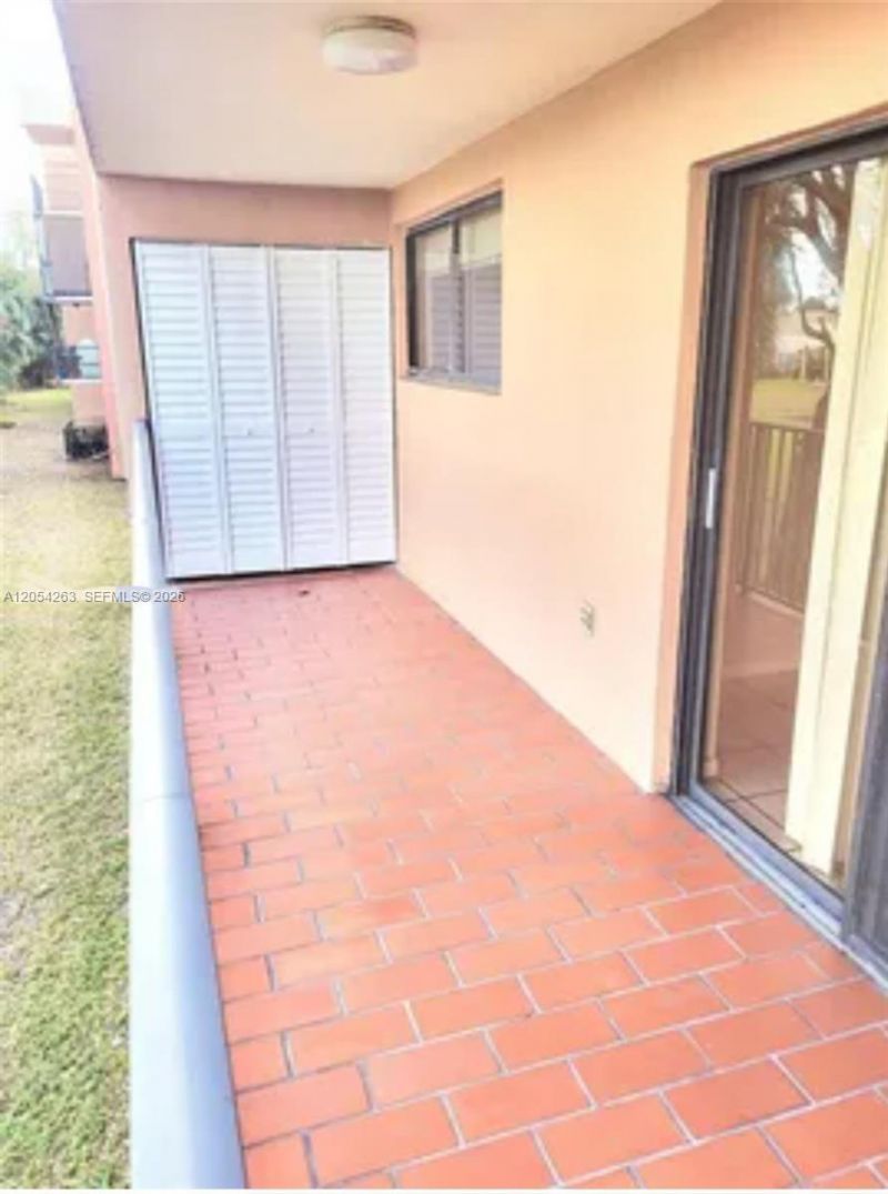 5765 W 25th Ct , Unit 211, Hialeah, FL 33016 Photo