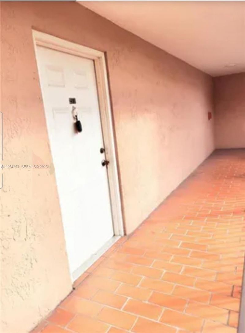 5765 W 25th Ct , Unit 211, Hialeah, FL 33016 Photo