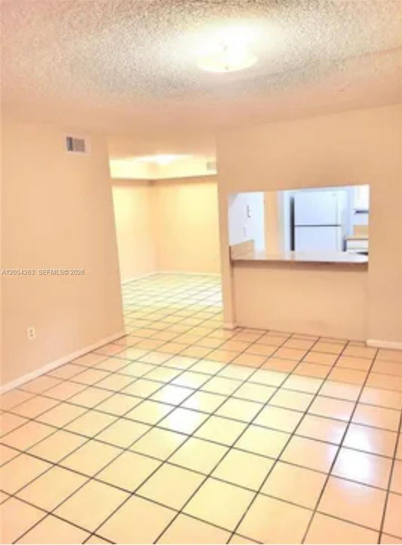 5765 W 25th Ct , Unit 211, Hialeah, FL 33016 Photo