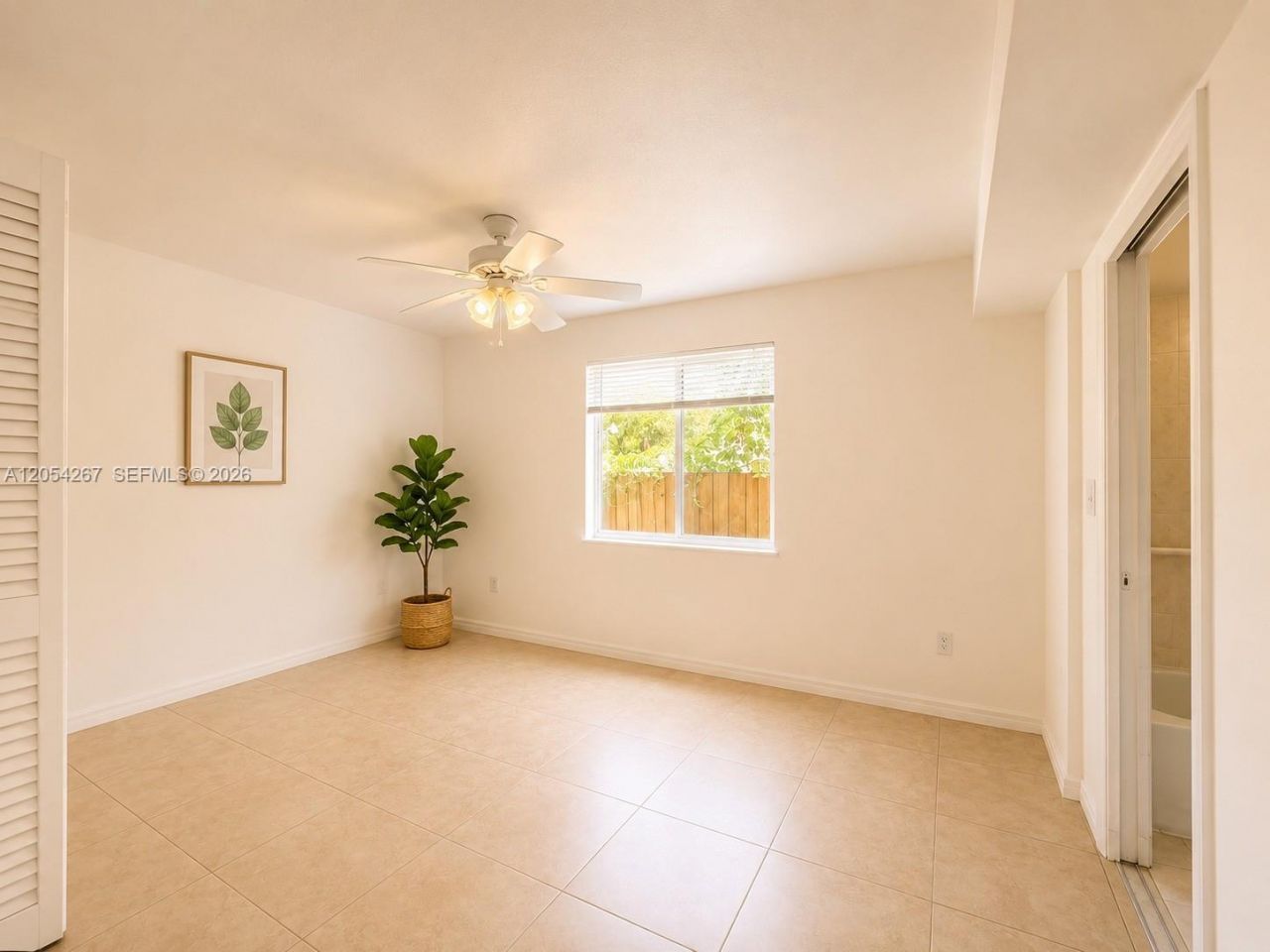 5810 W 18th Ln, Unit 101, Hialeah, FL 33012 Photo