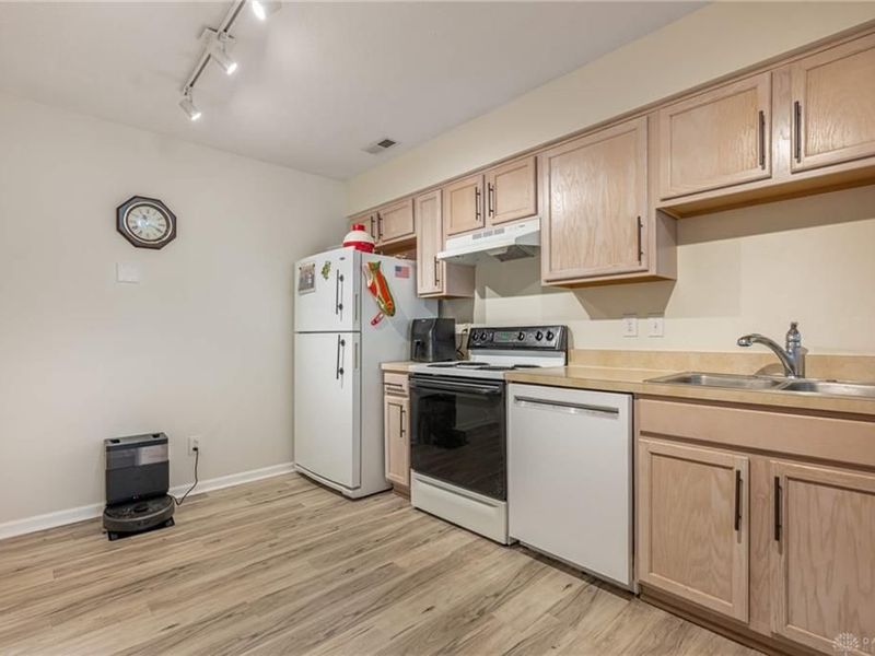 2409 Patrick Boulevard, Beavercreek, OH 45431 Photo 7