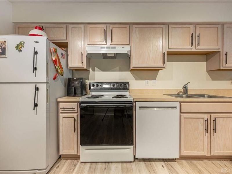 2409 Patrick Boulevard, Beavercreek, OH 45431 Photo 9