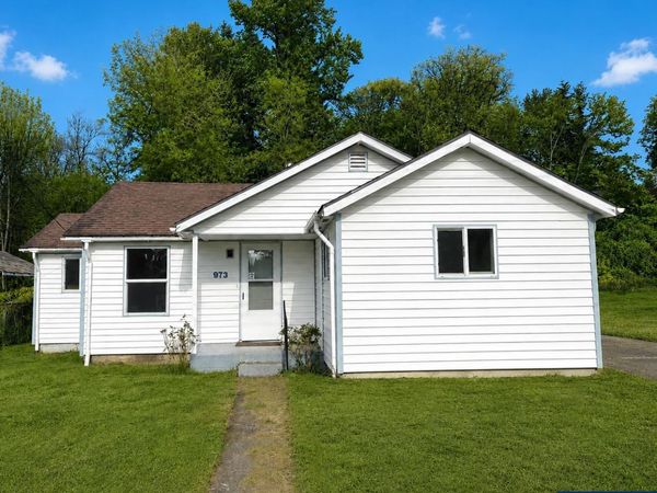 973 23rd Av, Sweet Home, OR 97386