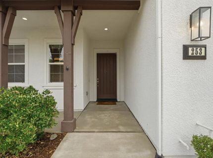 253 Manhattan St, Manteca, CA 95337 Photo