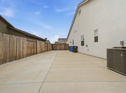 253 Manhattan St, Manteca, CA 95337 Photo