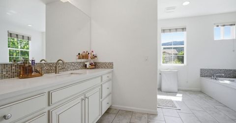 1160 Marsanne Ln, Gilroy, CA 95020 Photo