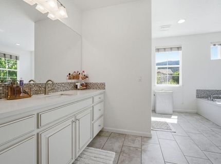 1160 Marsanne Ln, Gilroy, CA 95020 Photo