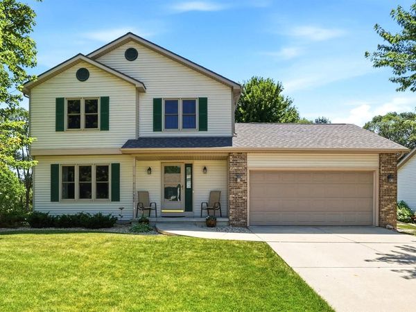 360 Landover Drive, Oregon, WI 53575
