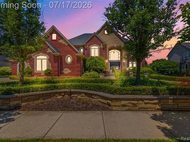 48554 STONERIDGE Drive, Northville Twp, MI 48168
