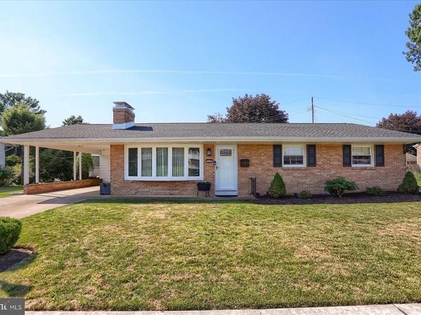 212 W COURTLAND AVENUE, SHIREMANSTOWN, PA 17011
