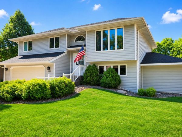 2120 SE 15th Avenue, Aberdeen, SD 57401