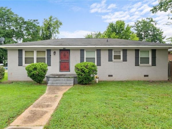 2226 Prince Avenue, Tuscaloosa, AL 35401