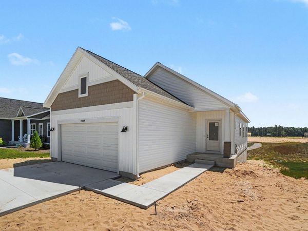 2489 Gray Wolf Way, Muskegon, MI 49444