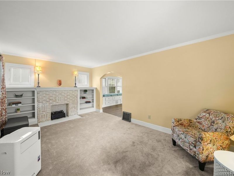 453 Marview Avenue , Akron, OH 44310 Photo 4