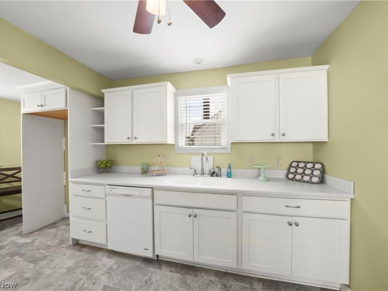 453 Marview Avenue , Akron, OH 44310 Photo 6