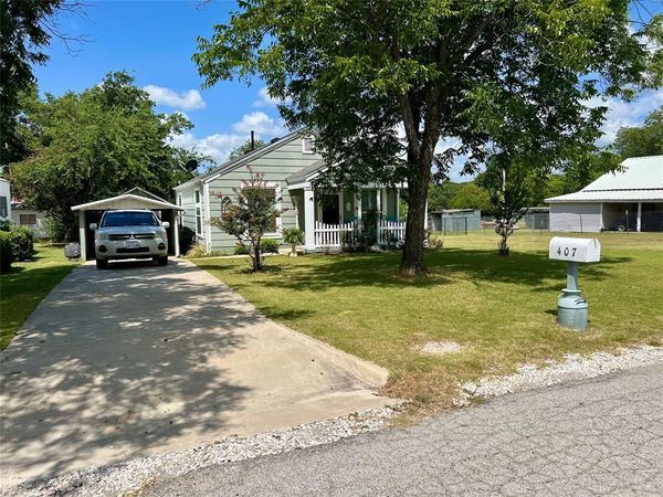 407 Baylor Street, Nocona, TX 76255
