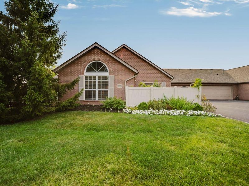 4075 Chennin Drive, Unit 9, Columbus, OH 43230 Photo 1