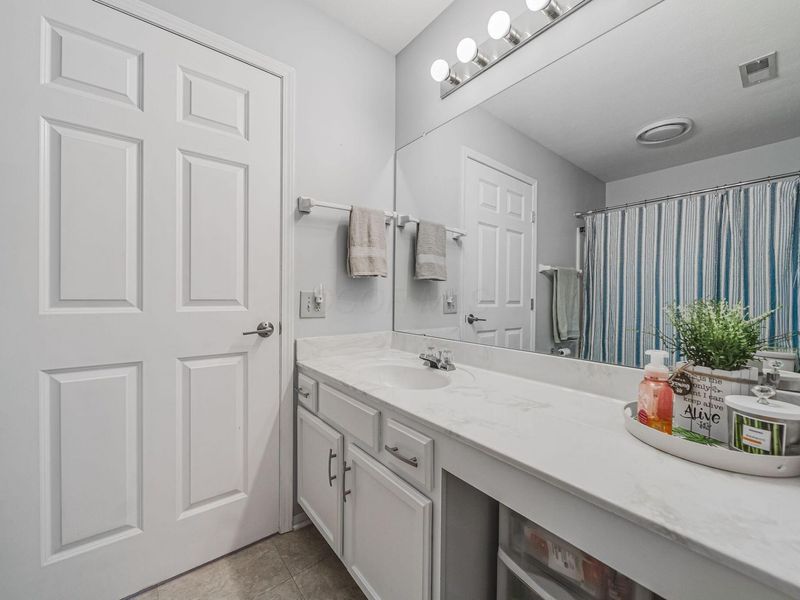 4075 Chennin Drive, Unit 9, Columbus, OH 43230 Photo 33