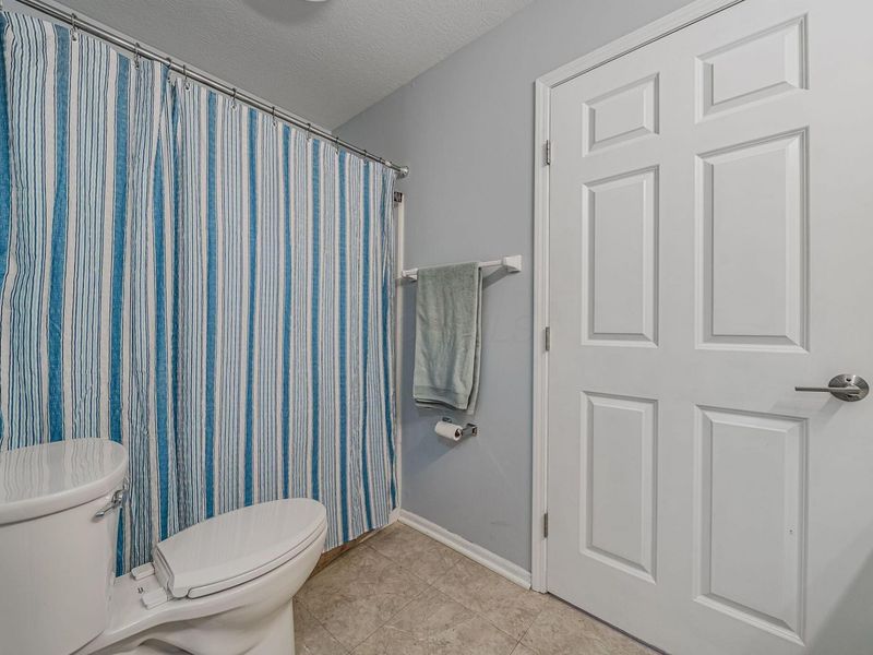 4075 Chennin Drive, Unit 9, Columbus, OH 43230 Photo 34