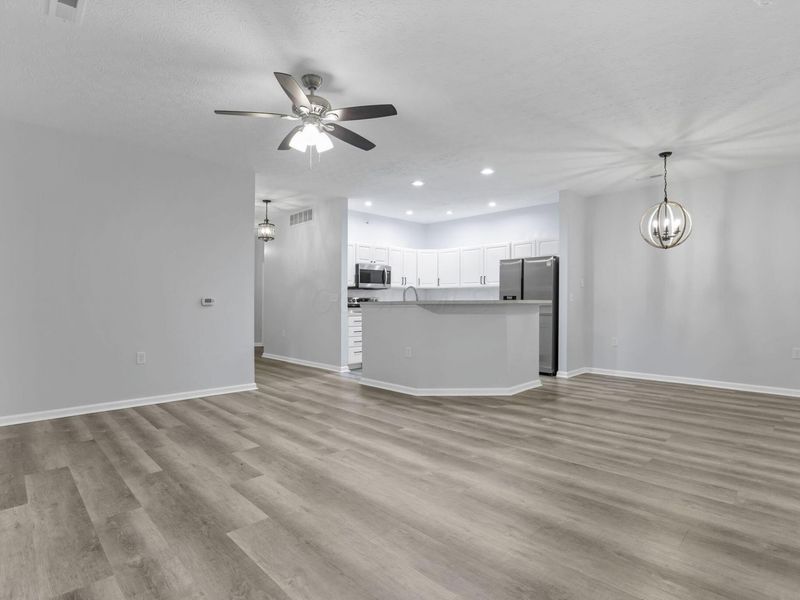 3115 Heron Pointe , Unit 102, Columbus, OH 43231 Photo 3