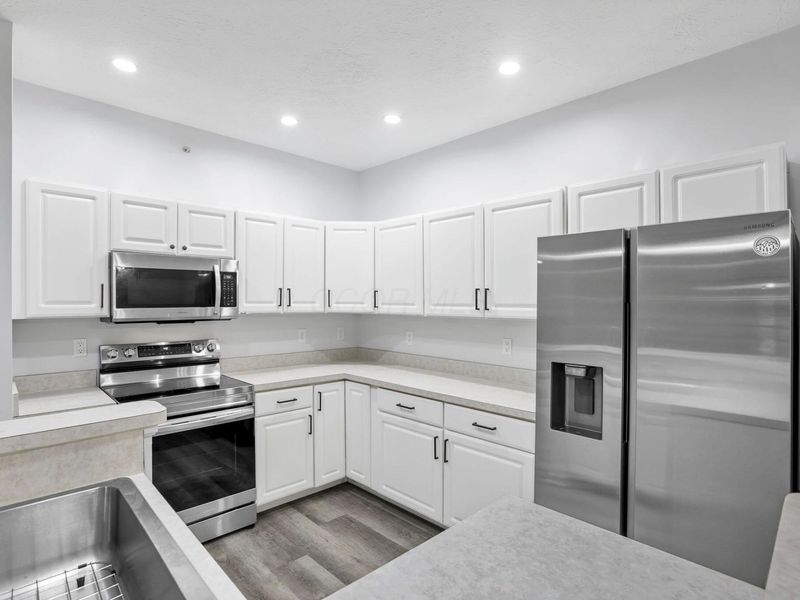3115 Heron Pointe , Unit 102, Columbus, OH 43231 Photo 5