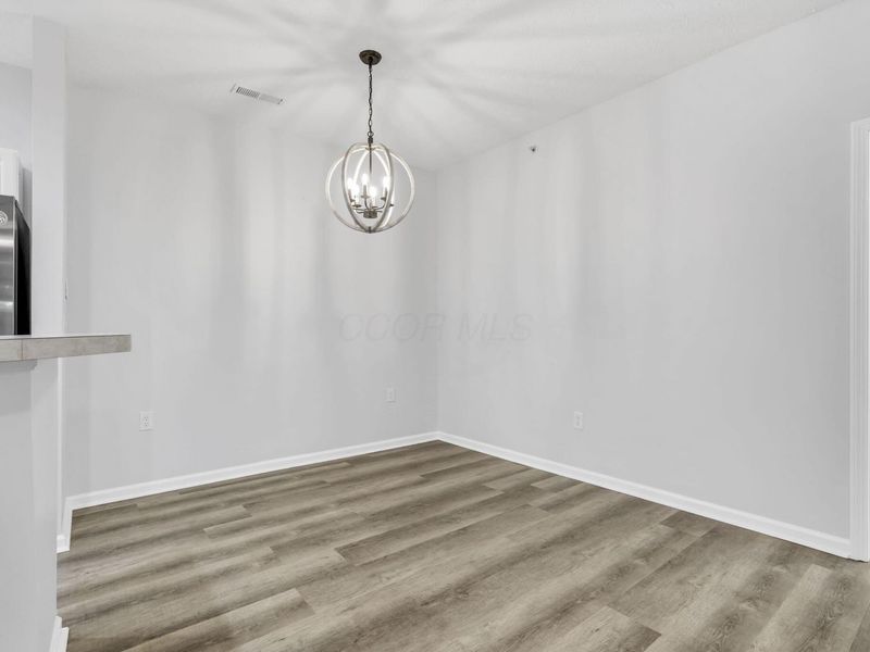 3115 Heron Pointe , Unit 102, Columbus, OH 43231 Photo 9