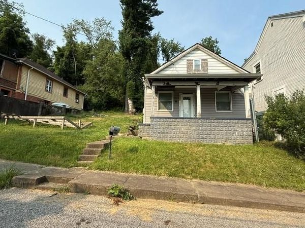 1003 Summit Street, Wheeling, WV 26003