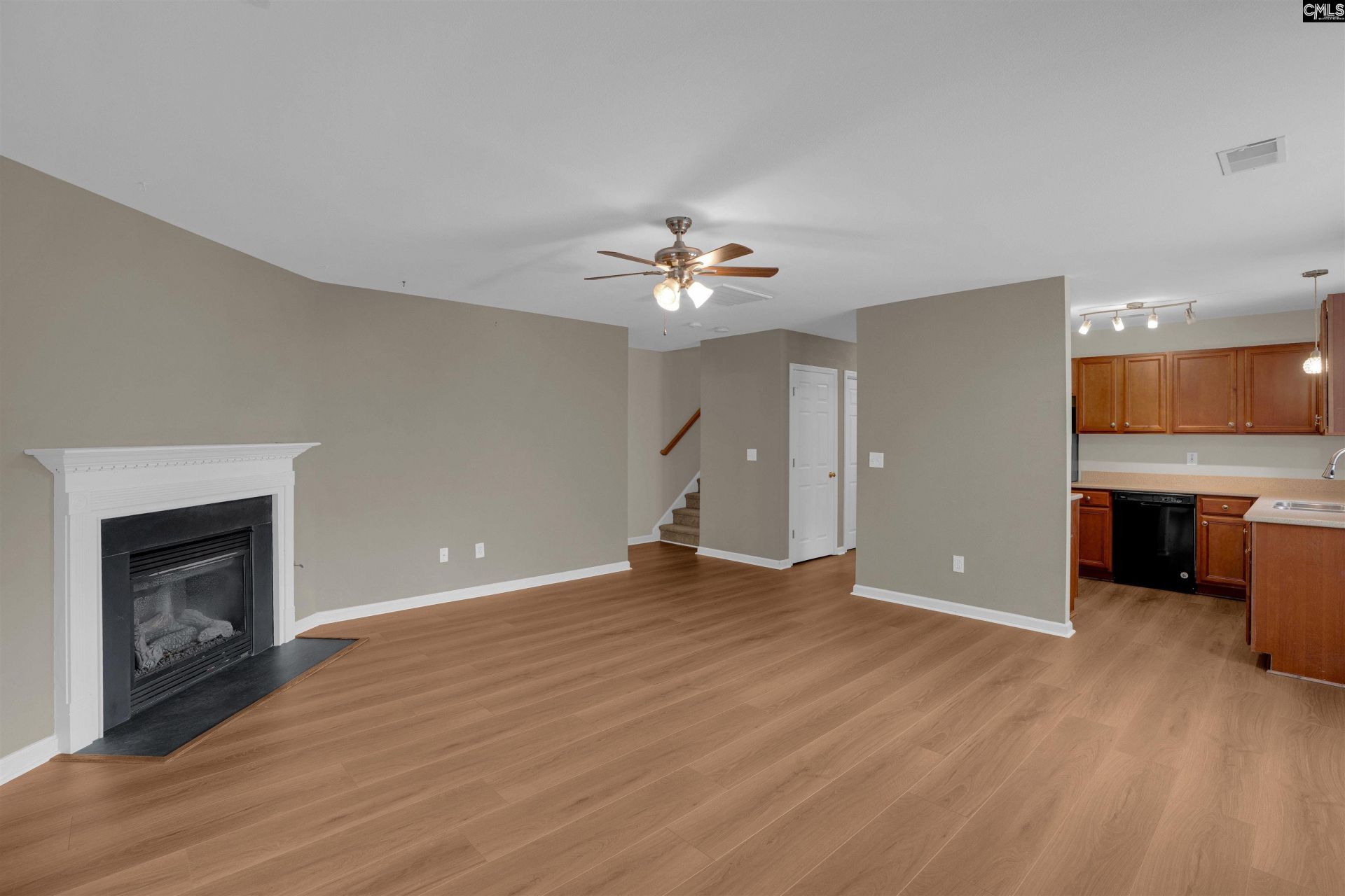 869 Sandmyrtle Circle  Photo 13