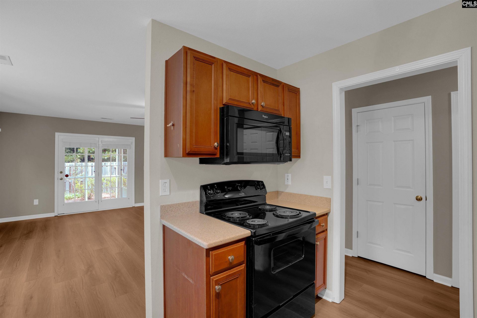 869 Sandmyrtle Circle  Photo 15