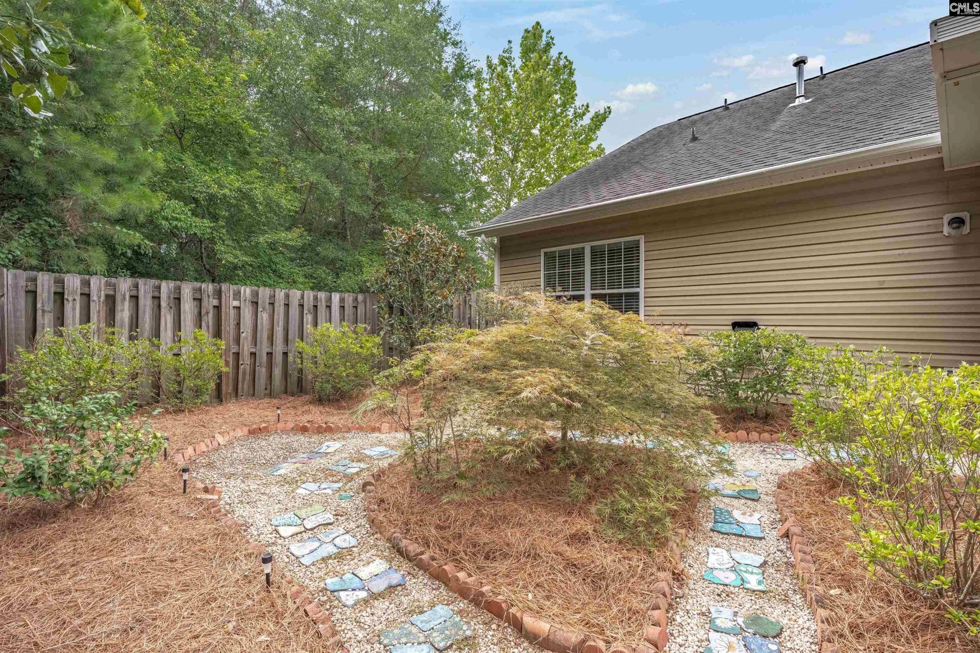 869 Sandmyrtle Circle  Photo 40