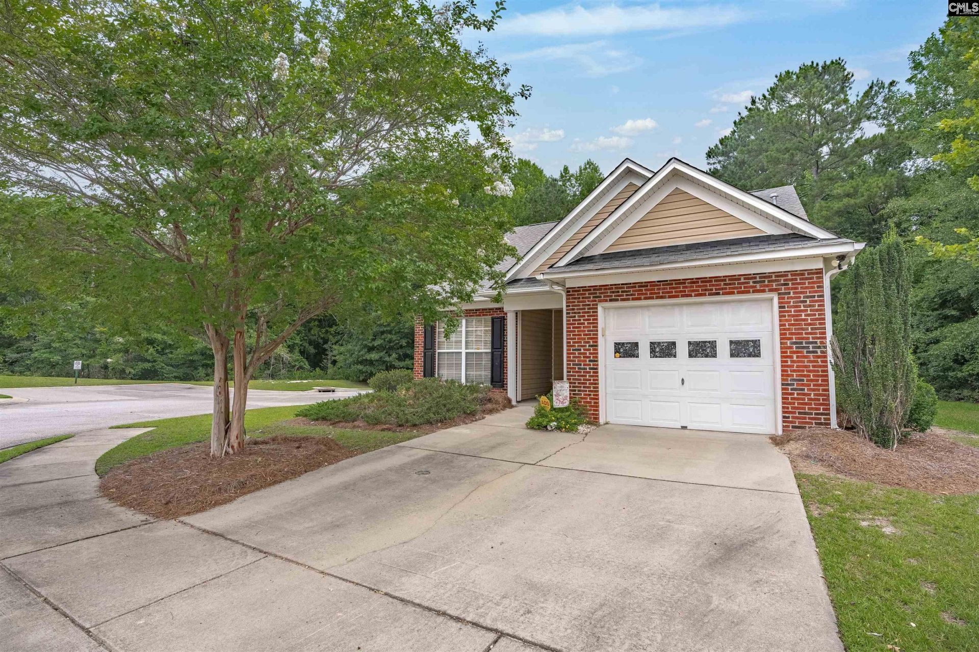 869 Sandmyrtle Circle  Photo 5